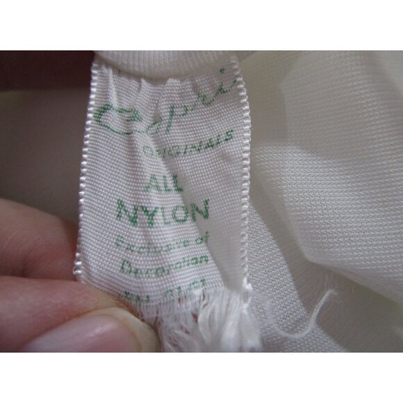 Vintage All Nylon White Lace Nightgown Robe Set M/L Capri Originals 1970s GUC - Picture 4 of 15